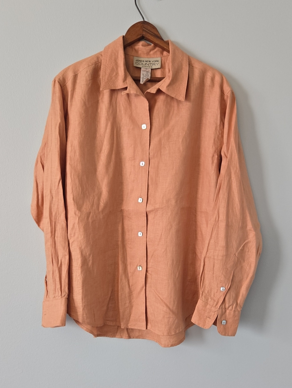 Jones New York Country essentials 100% linen Size 10 shirt Great Condition